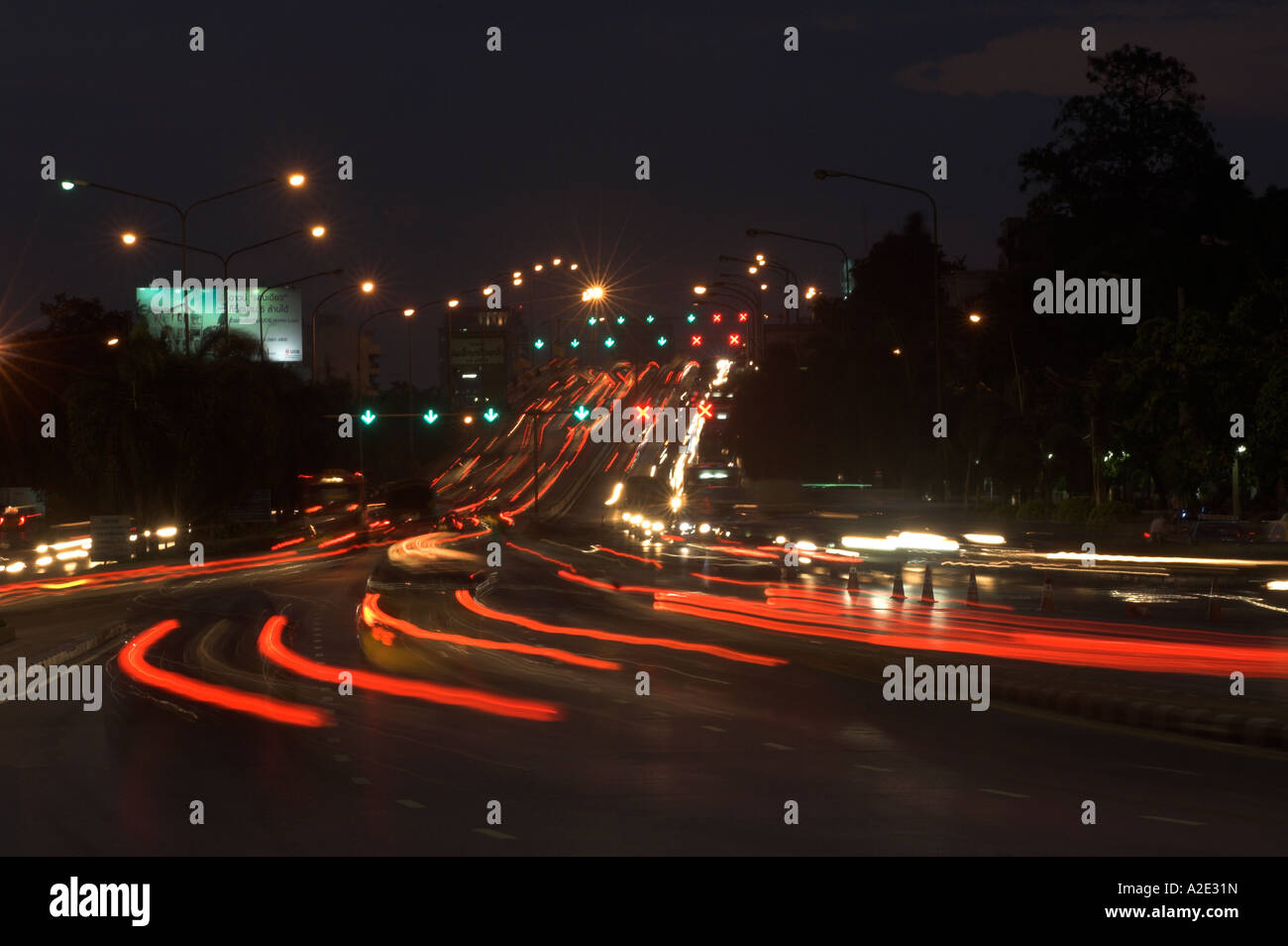 Bangkok evening traffic hi-res stock photography and images - Alamy