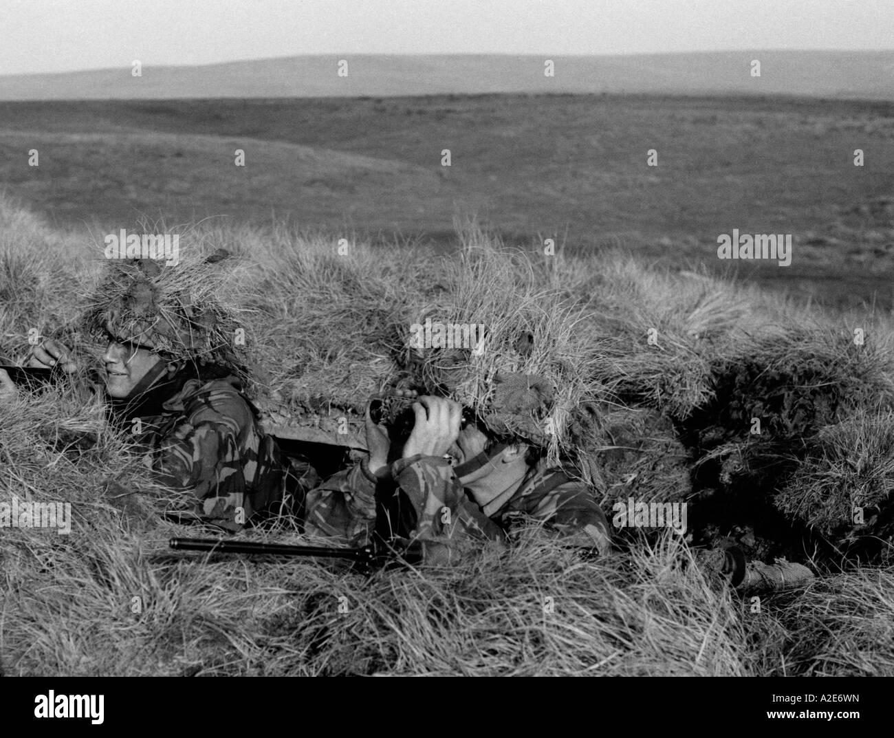 Royal Marines Commandos dug in around the San Carlos Bridgehead during the Falklands Conflict in 1982 Stock Photo