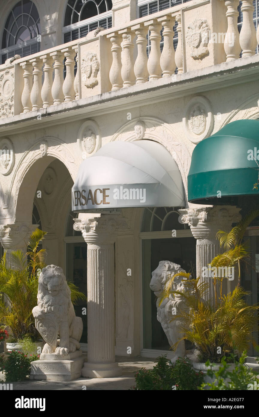 BAHAMAS, Grand Bahama Island, Freeport Freeport International Bazaar