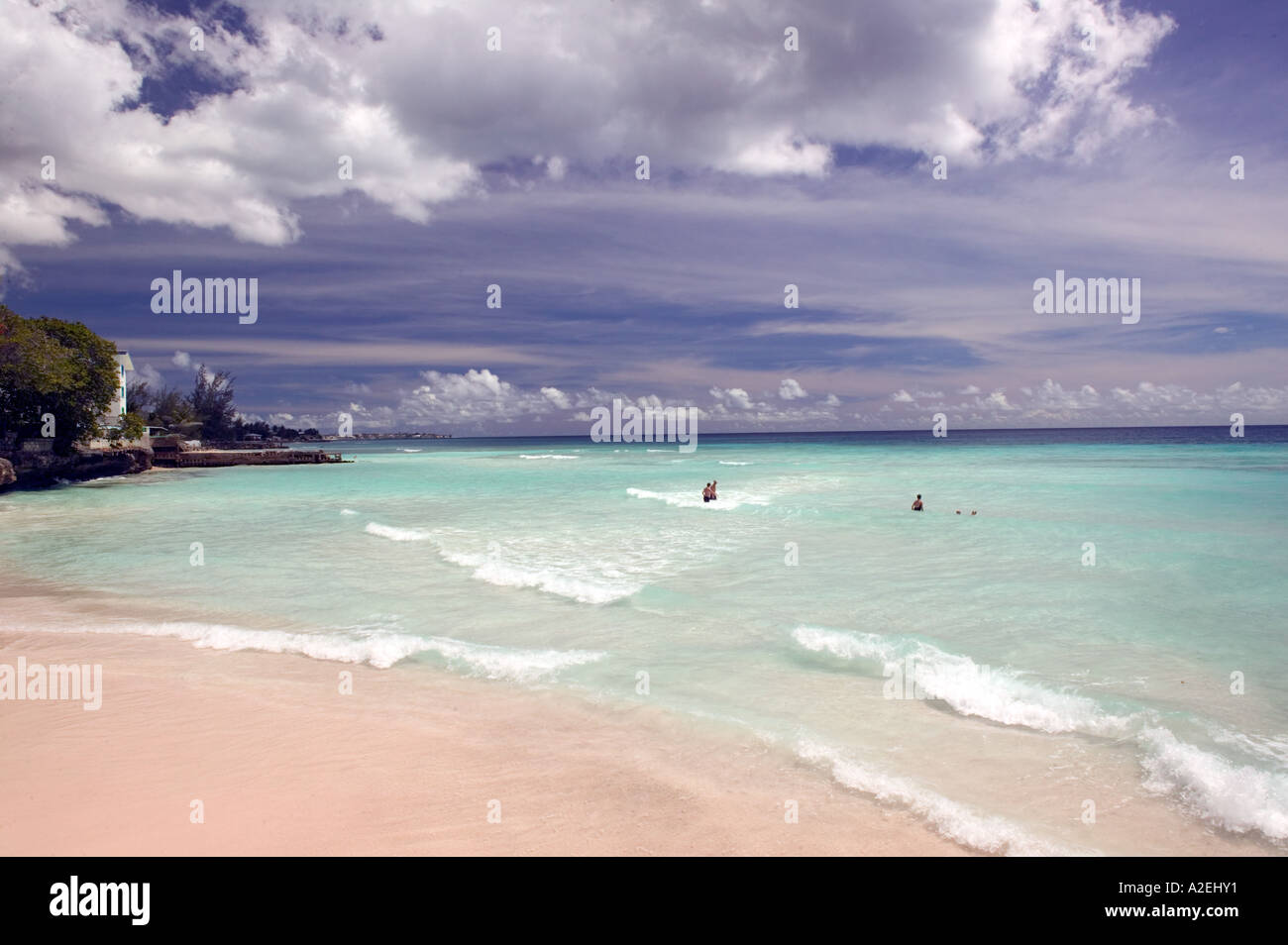 BARBADOS, St. Lawrence Gap, View of Dover Beach (NR Stock Photo Alamy