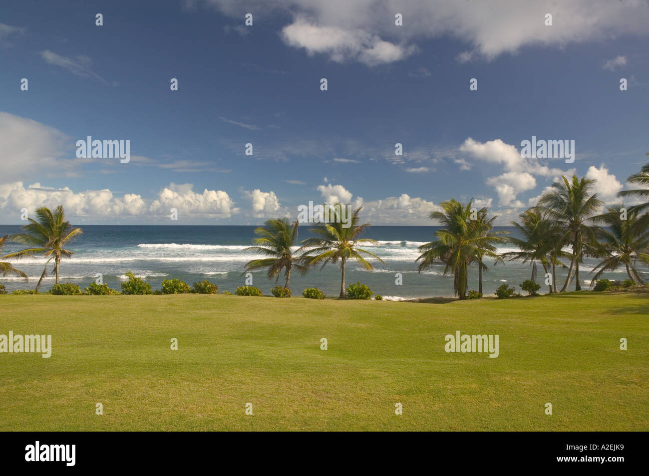 BARBADOS, North East Coast, Bathsheba, View of Soup Bowl Beach, Prime