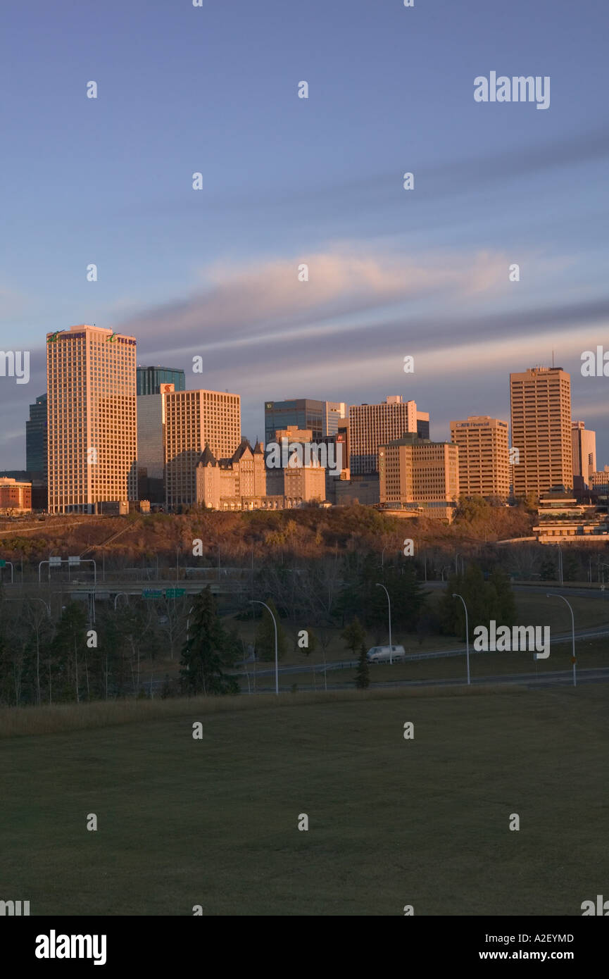 Canada, Alberta, Edmonton Downtown Skyline / Dawn from Muttart Conservatory / Ski Club Hill