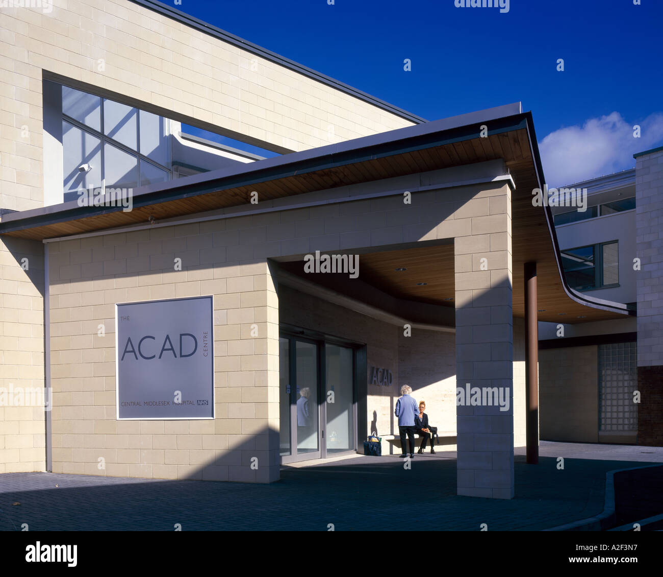 West middlesex hospital london hires stock photography and images Alamy