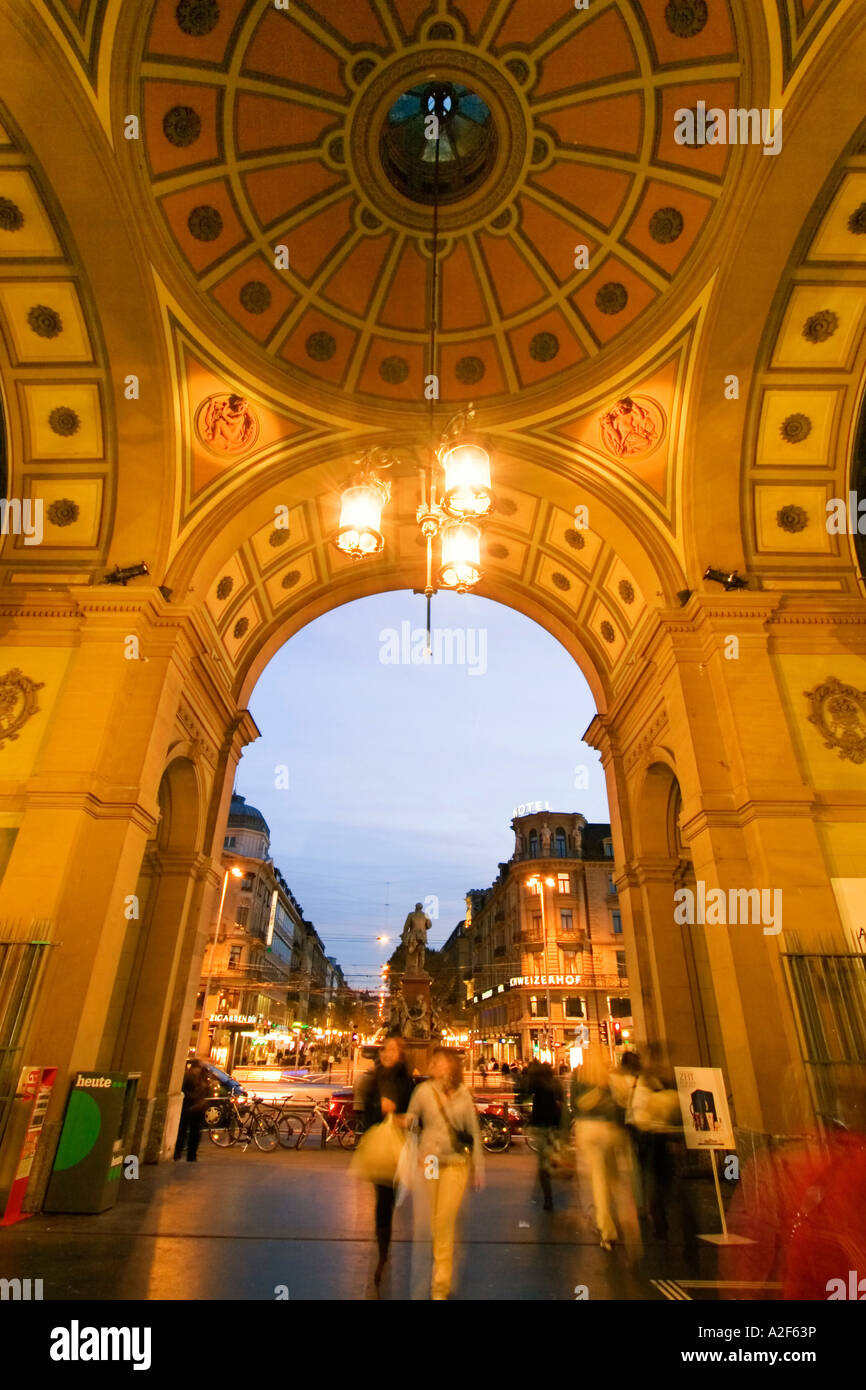 Switzerland Zurich railway station at twilight Portal towards the Bahnhofstrasse Stock Photo