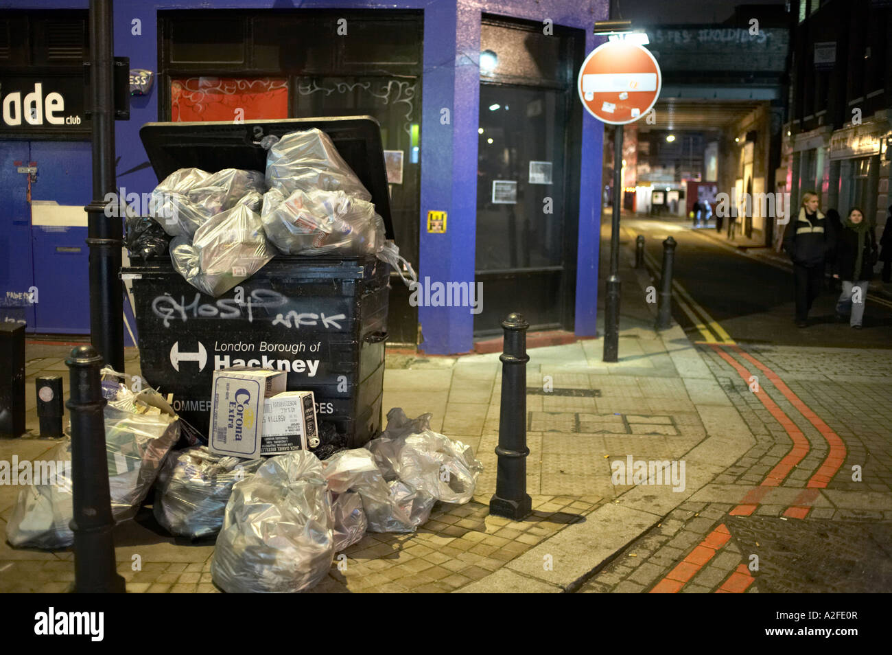 Smelly bins hires stock photography and images Alamy