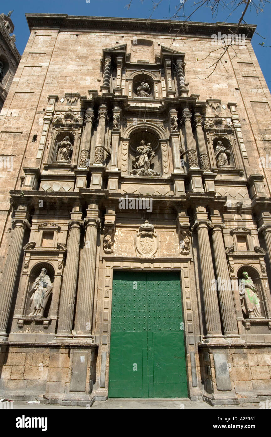 Plaza del carmen valencia hi-res stock photography and images - Alamy