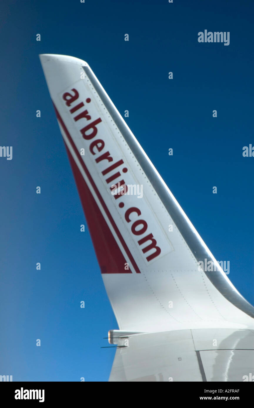 Aircraft wing tip hi-res stock photography and images - Alamy