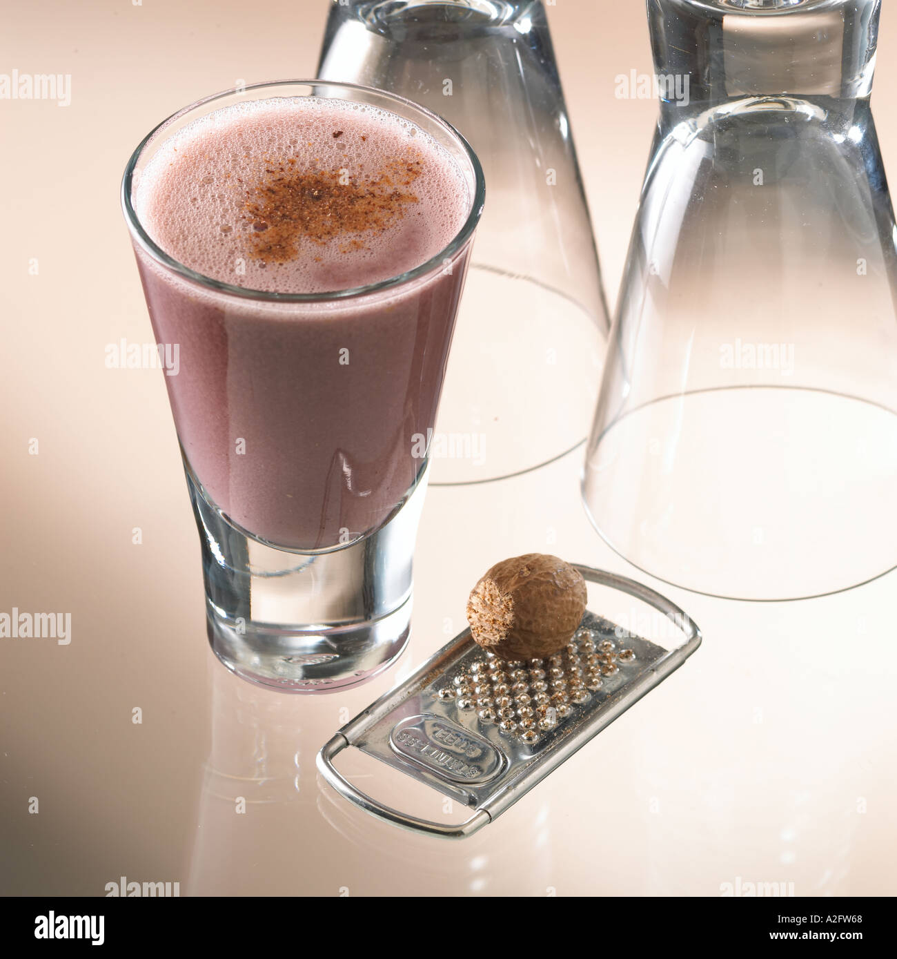 Egg flip cocktails hires stock photography and images Alamy