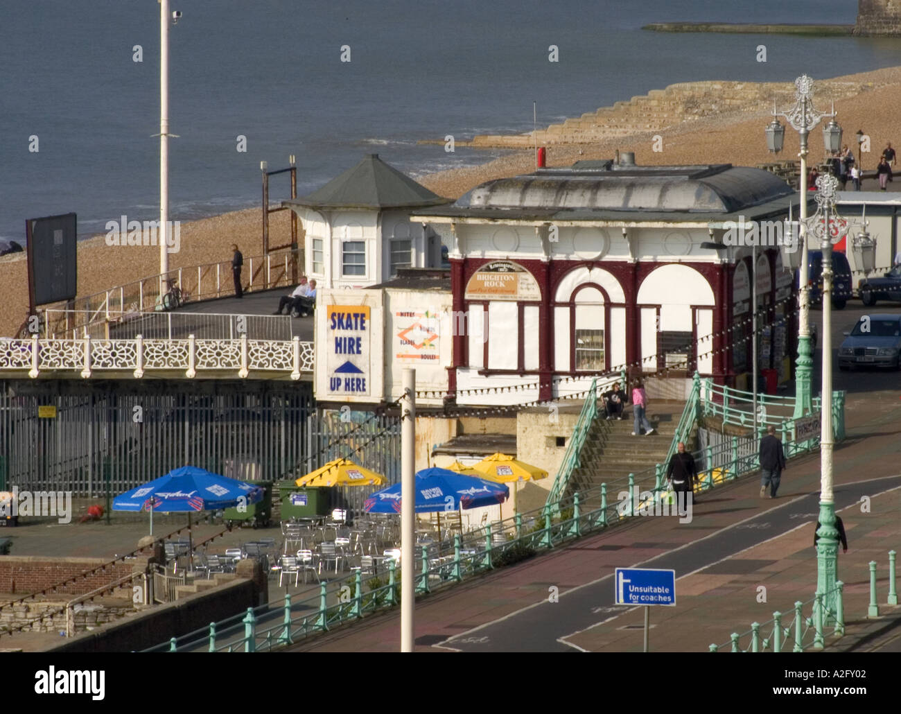 Brighton beachfront cafe Stock Photo - Alamy