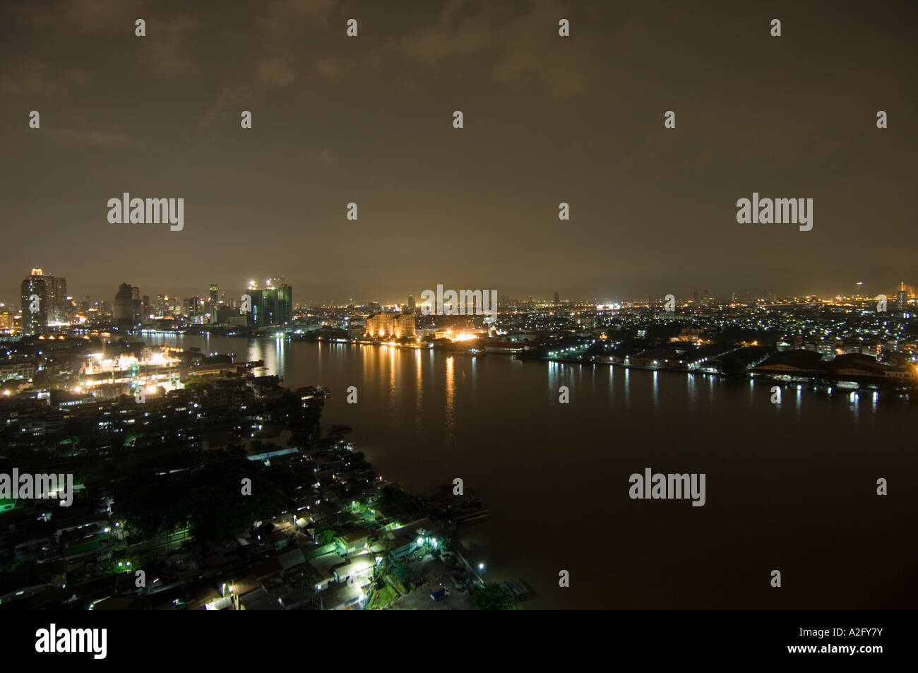 bangkok skyline night Stock Photo - Alamy