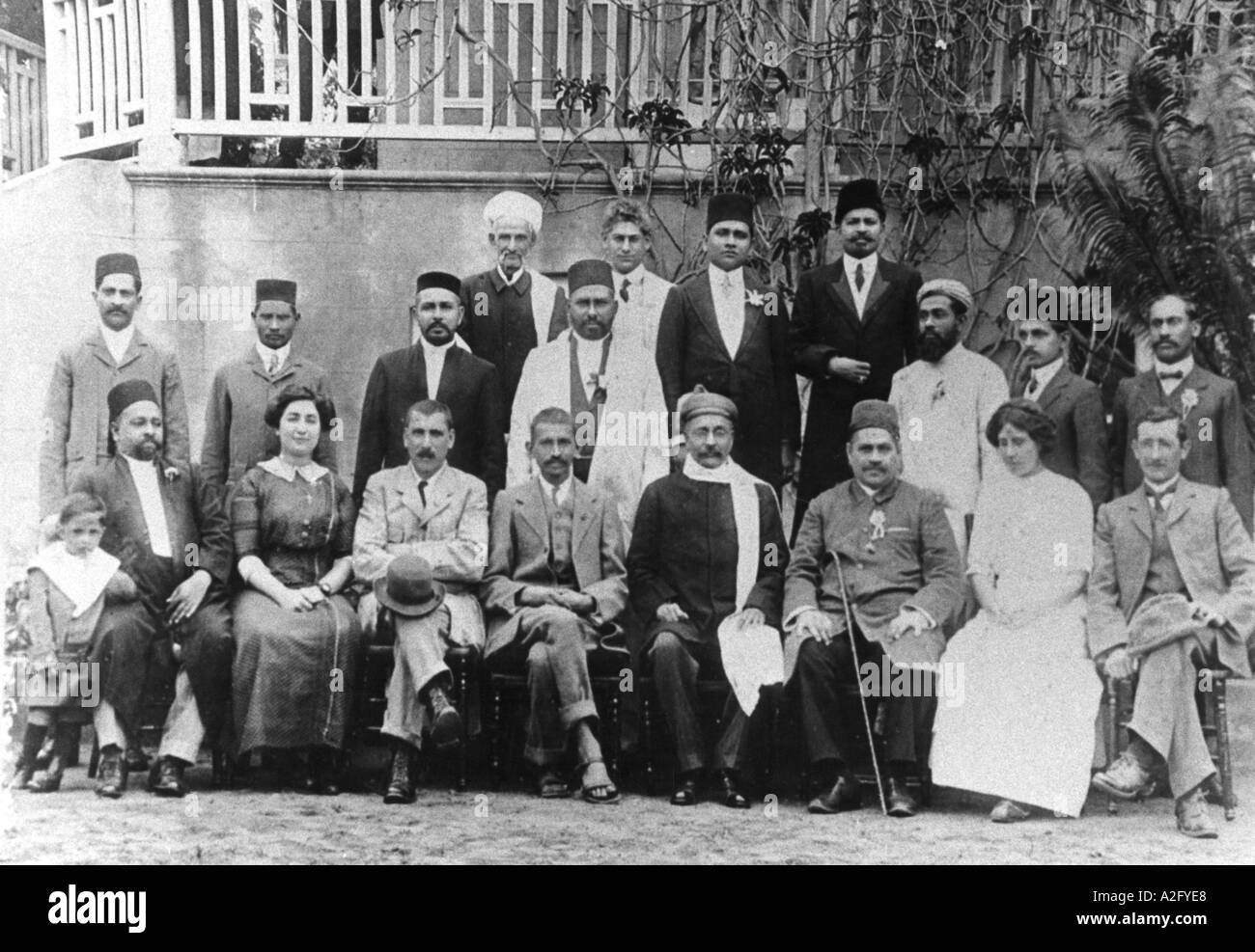 Mahatma Gandhi in Durban South Africa group photo 1912 Stock Photo ...