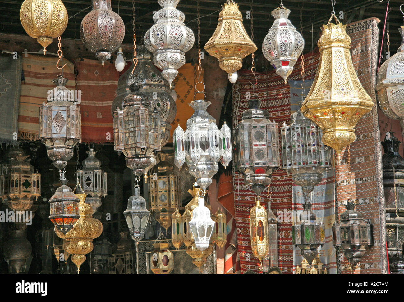 Traditional moroccan african lamp shade hi-res stock photography and images  - Alamy