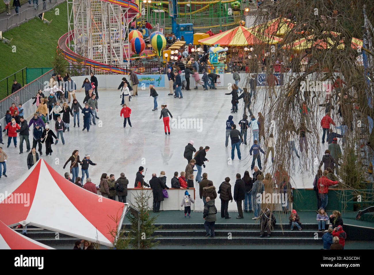 Ice skating Winter wonderland, Edinburgh. Princes Street Gardens. Scotland Stock Photo Alamy