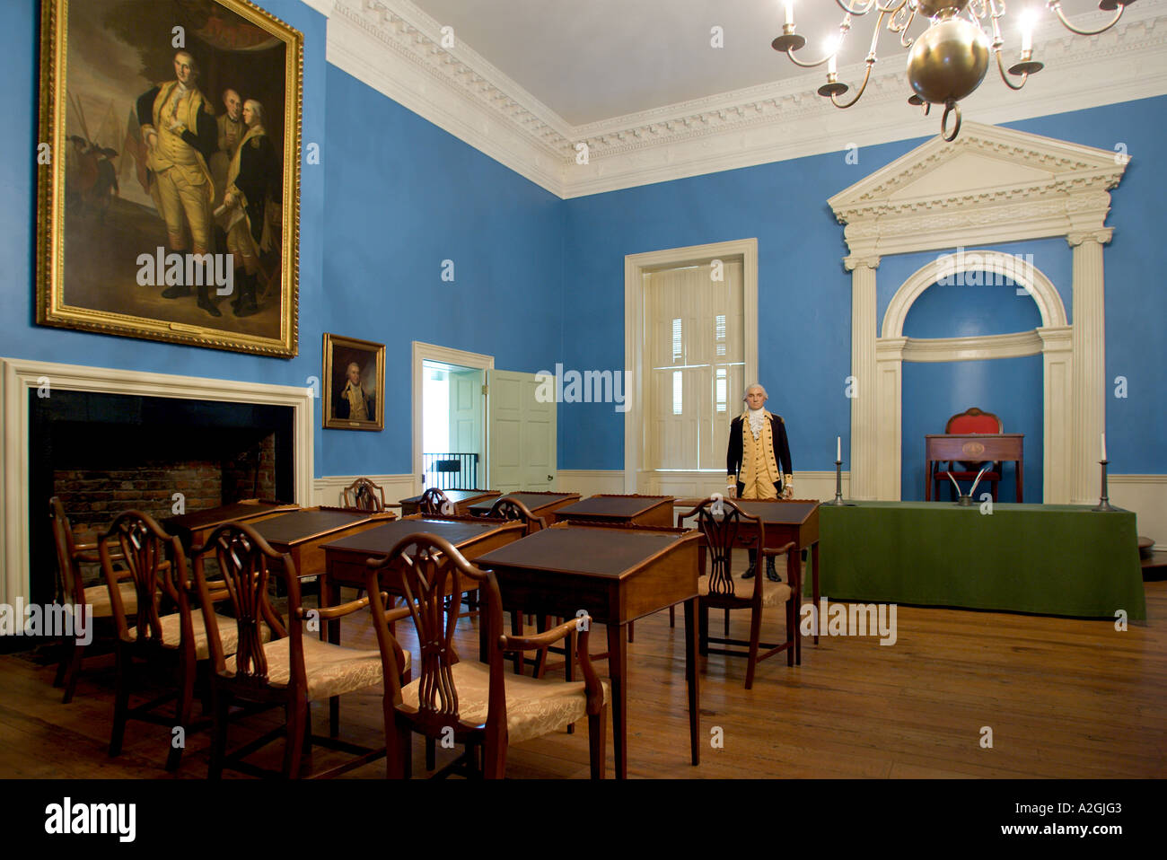 ANNAPOLIS, MARYLAND. USA. Mannikin of George Washington in old Senate Chamber in Maryland State House Stock Photo