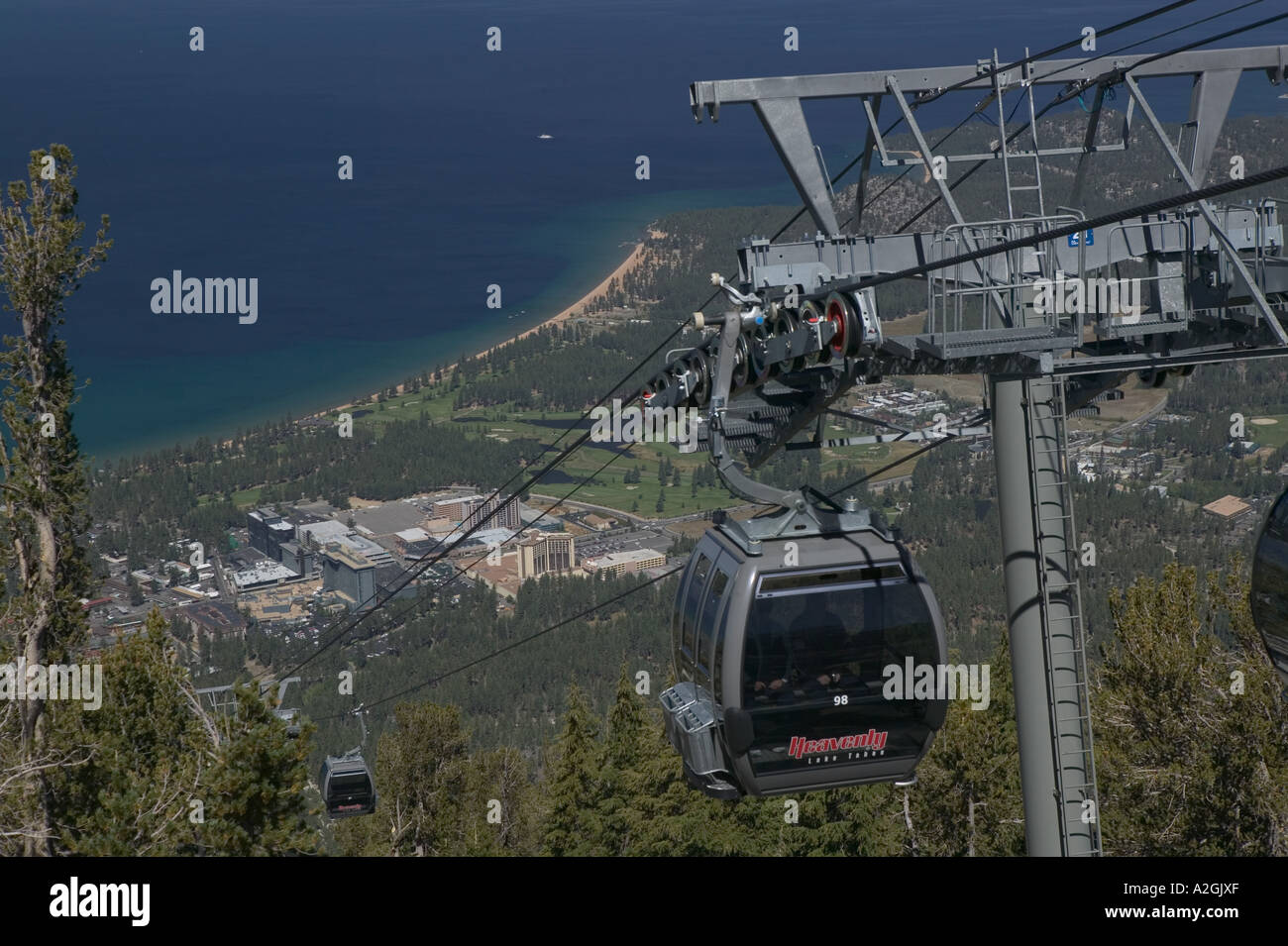 USA, Nevada, Lake Tahoe, Stateline Heavenly Mountain Ski lift and view
