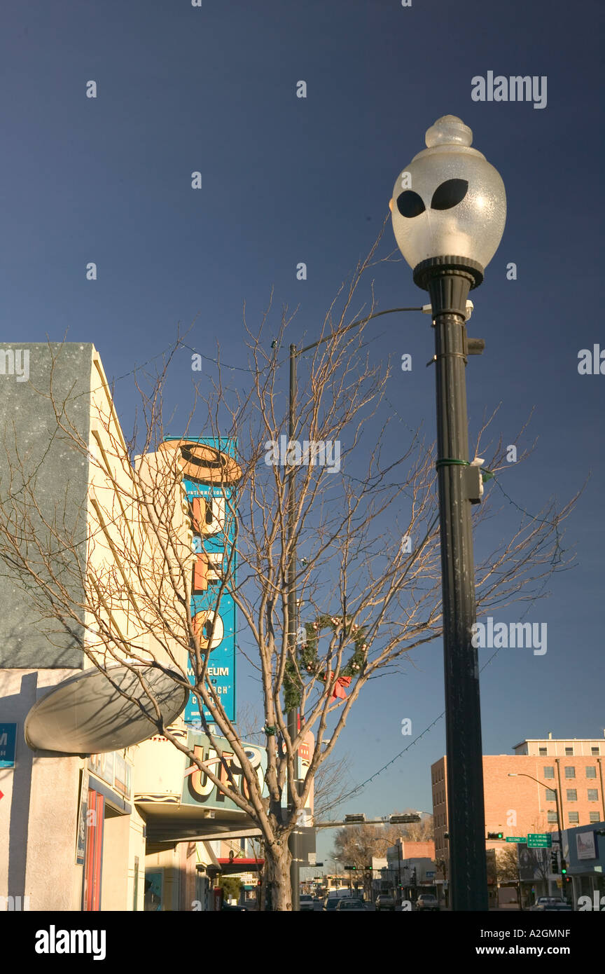 Roswell street lamp hires stock photography and images Alamy