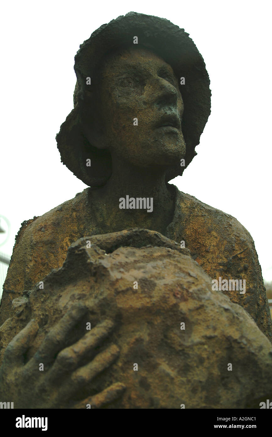 Potato famine population migration statue Dublin Ireland Stock Photo