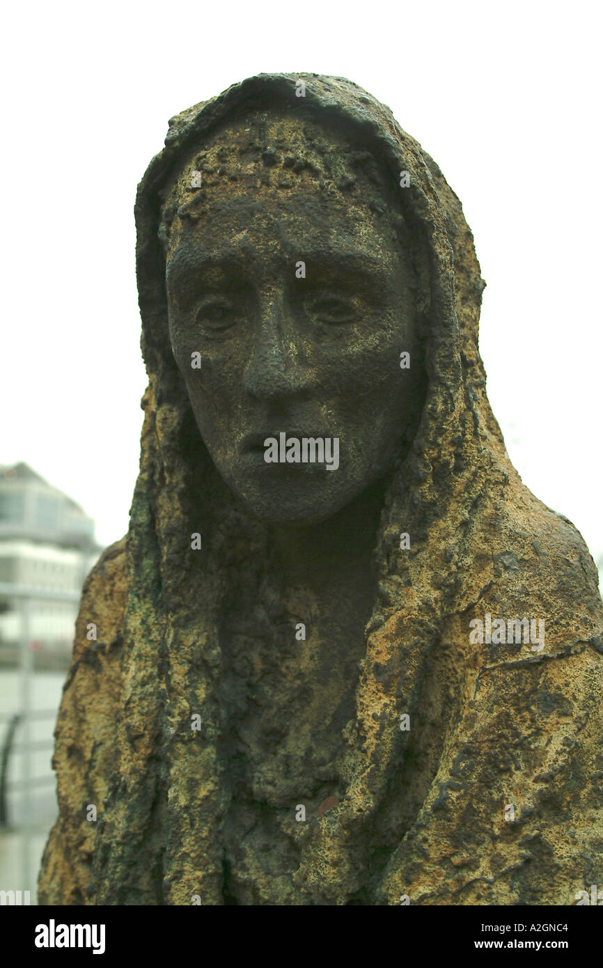 Potato famine population migration statue Dublin Ireland Stock Photo