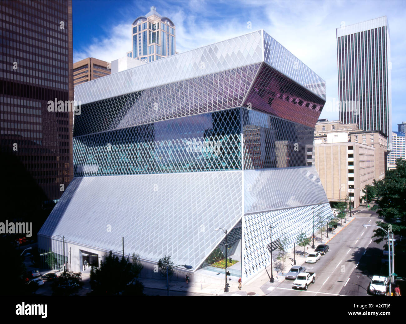 USA, Washington, Seattle. SE corner view of Central Library building ...