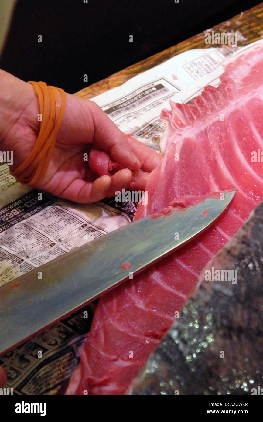 fishmonger s hand filleting