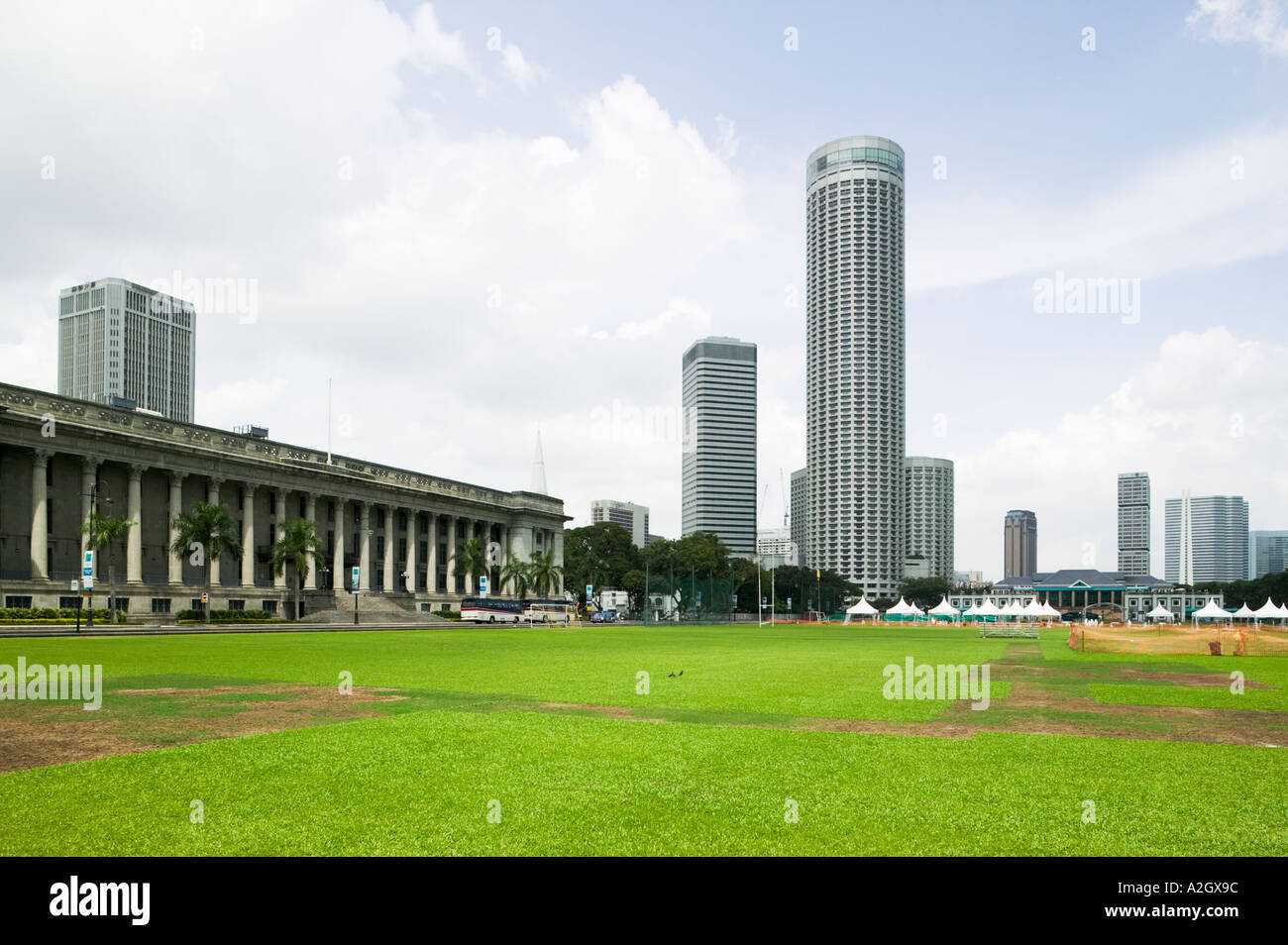From Singapore Cricket Club Old City Hall Padang tallest hotel 2004 Stock Photo