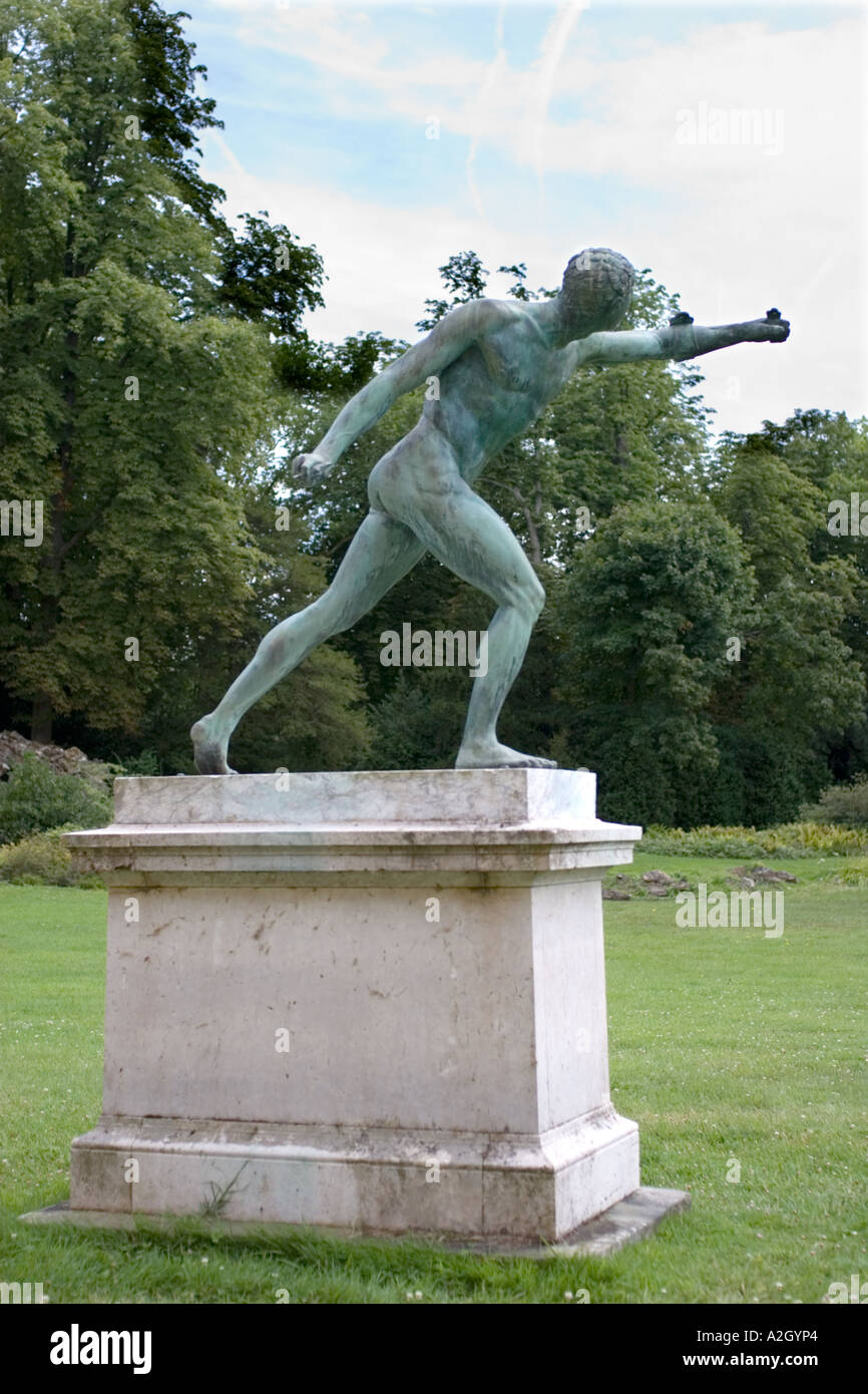 Chateau Fontainebleau France Garden Statue Stock Photo 6012067