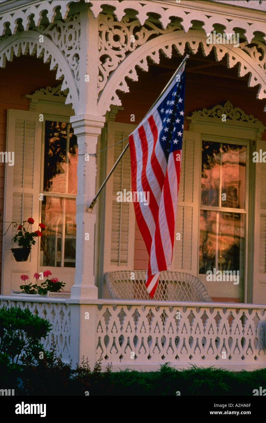 American victorian house country hi-res stock photography and images ...