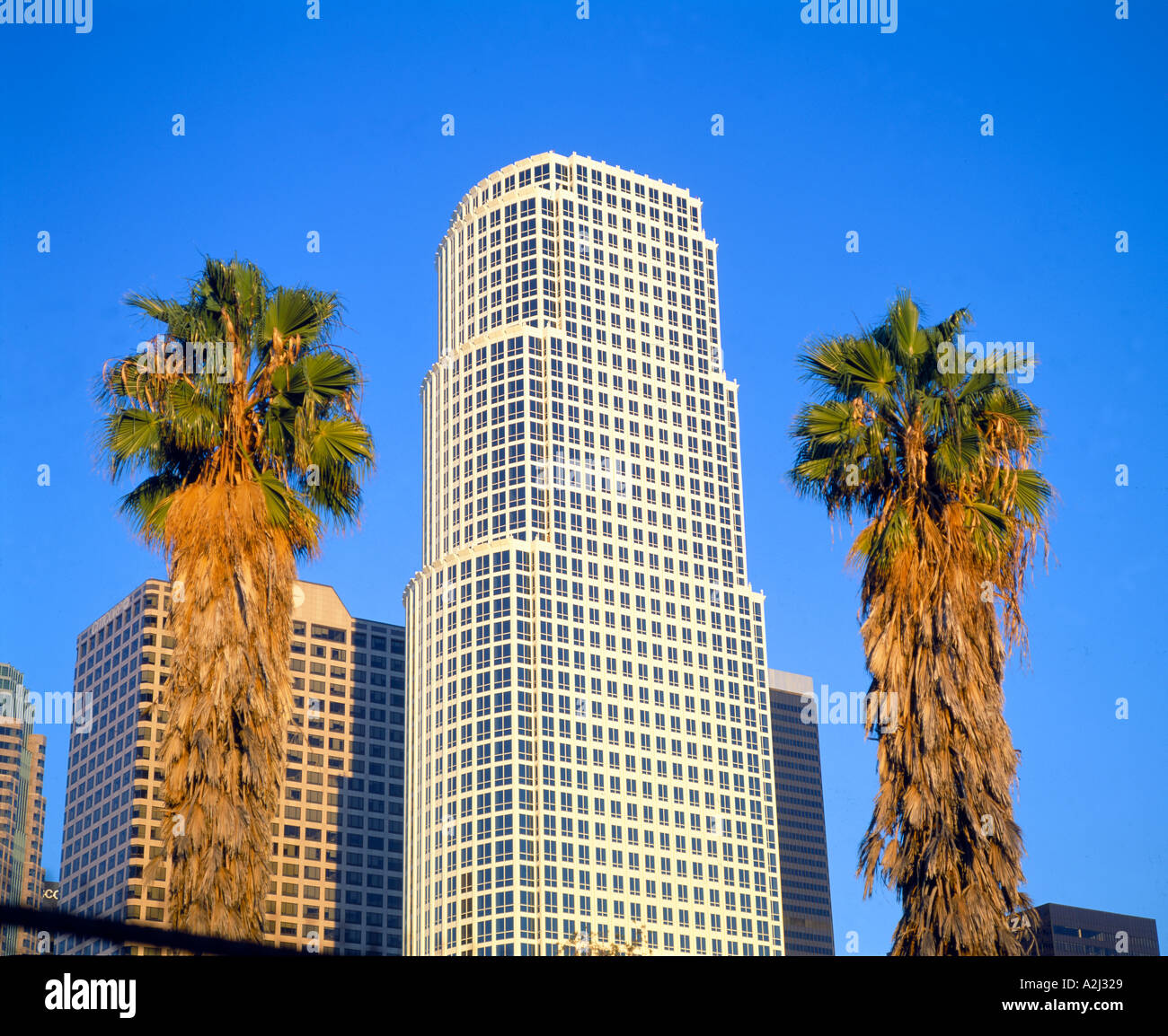 777 tower los angeles hires stock photography and images Alamy