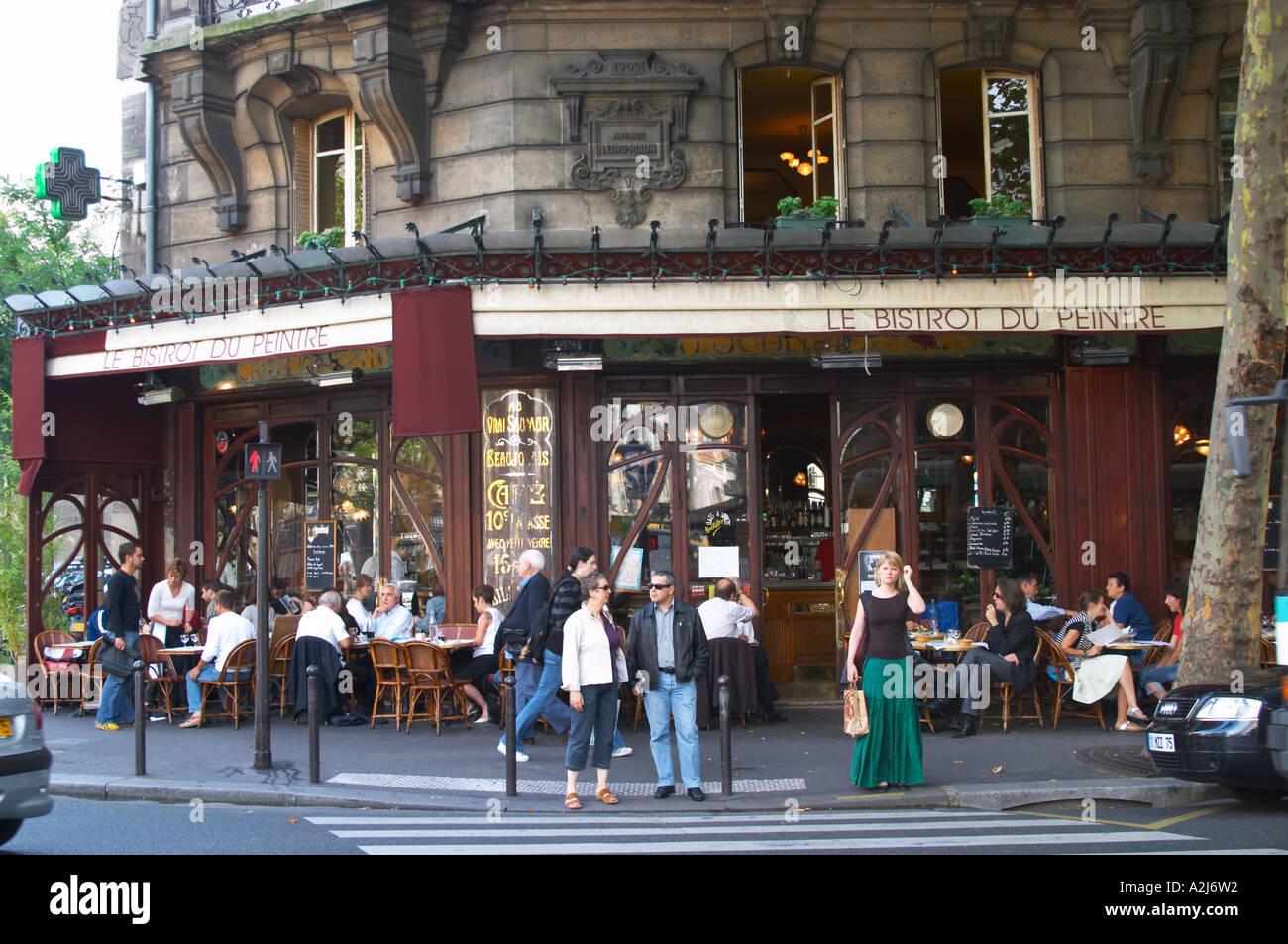 Le Bistrot du Peintre cafe bar terrasse terasse outside seating on the ...