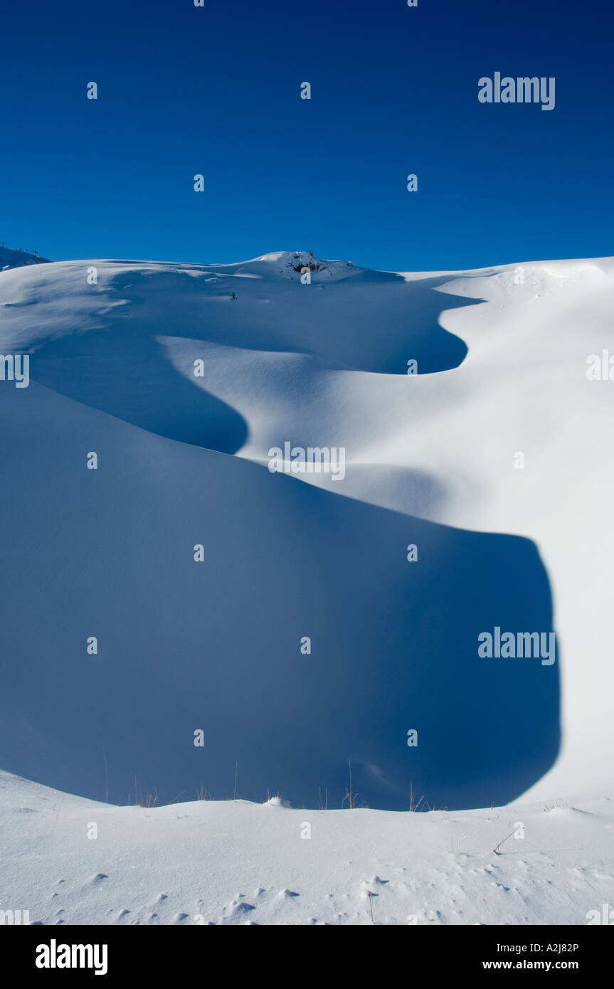 Unmarked snowfield hi-res stock photography and images - Alamy