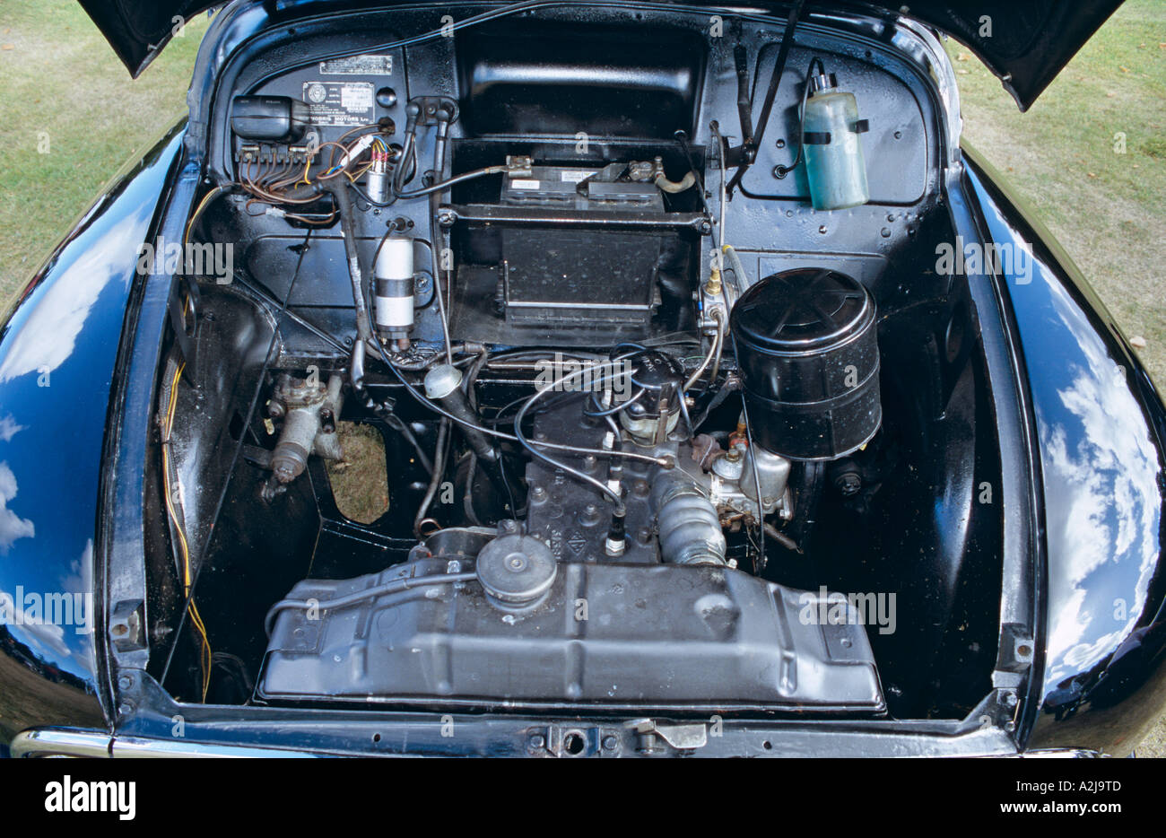 Morris Minor 2 Door Saloon Series MM Lowlight. Model years 1948 to 1950