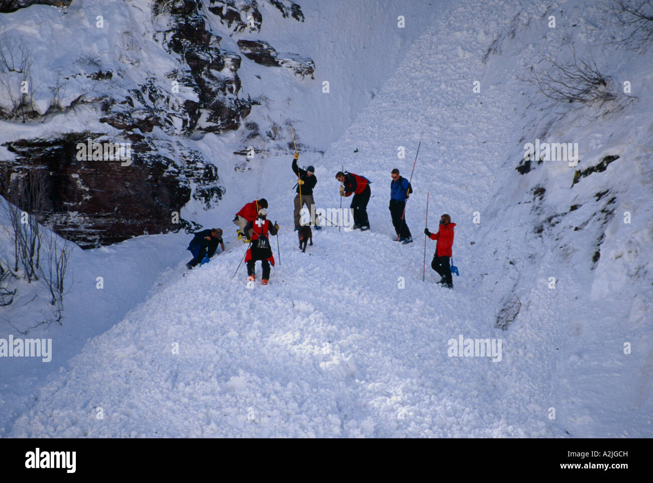 Avalanche hi-res stock photography and images - Alamy