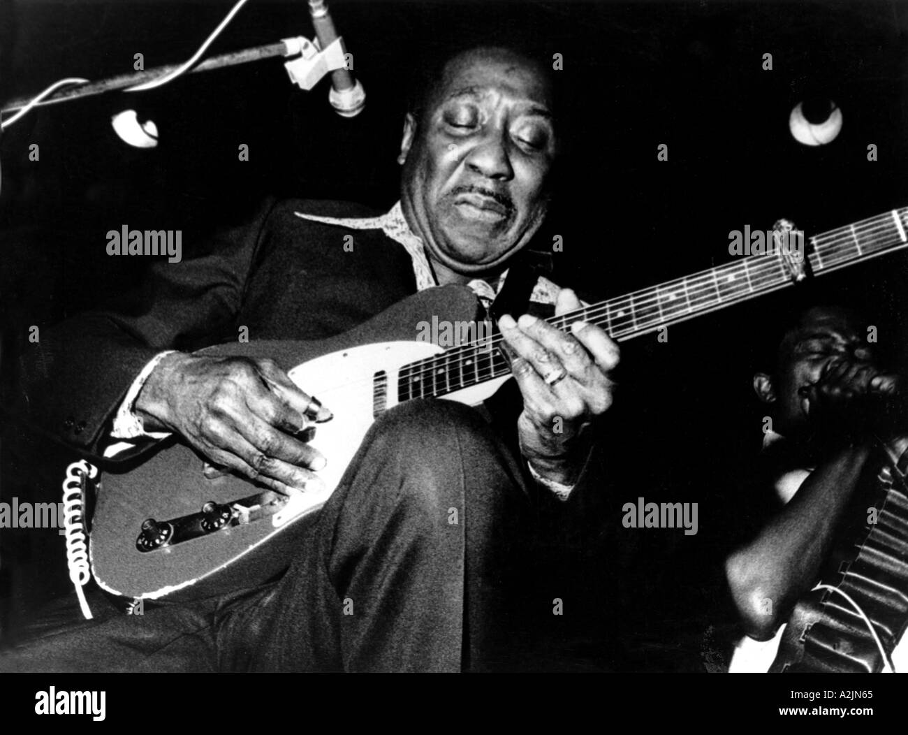 MUDDY WATERS US blues musician performing in 1977 Stock Photo Alamy