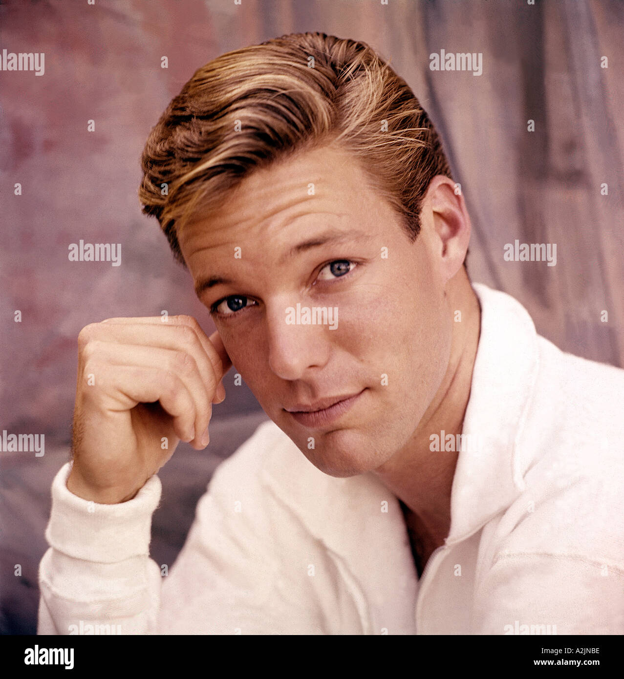 RICHARD CHAMBERLAIN American actor most famous for his TV role as Dr