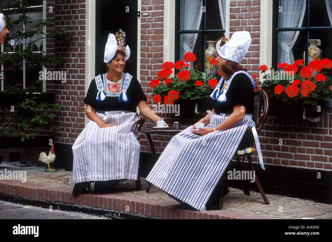 Holland Volendam Women in Dutch Costume Stock Photo - Alamy