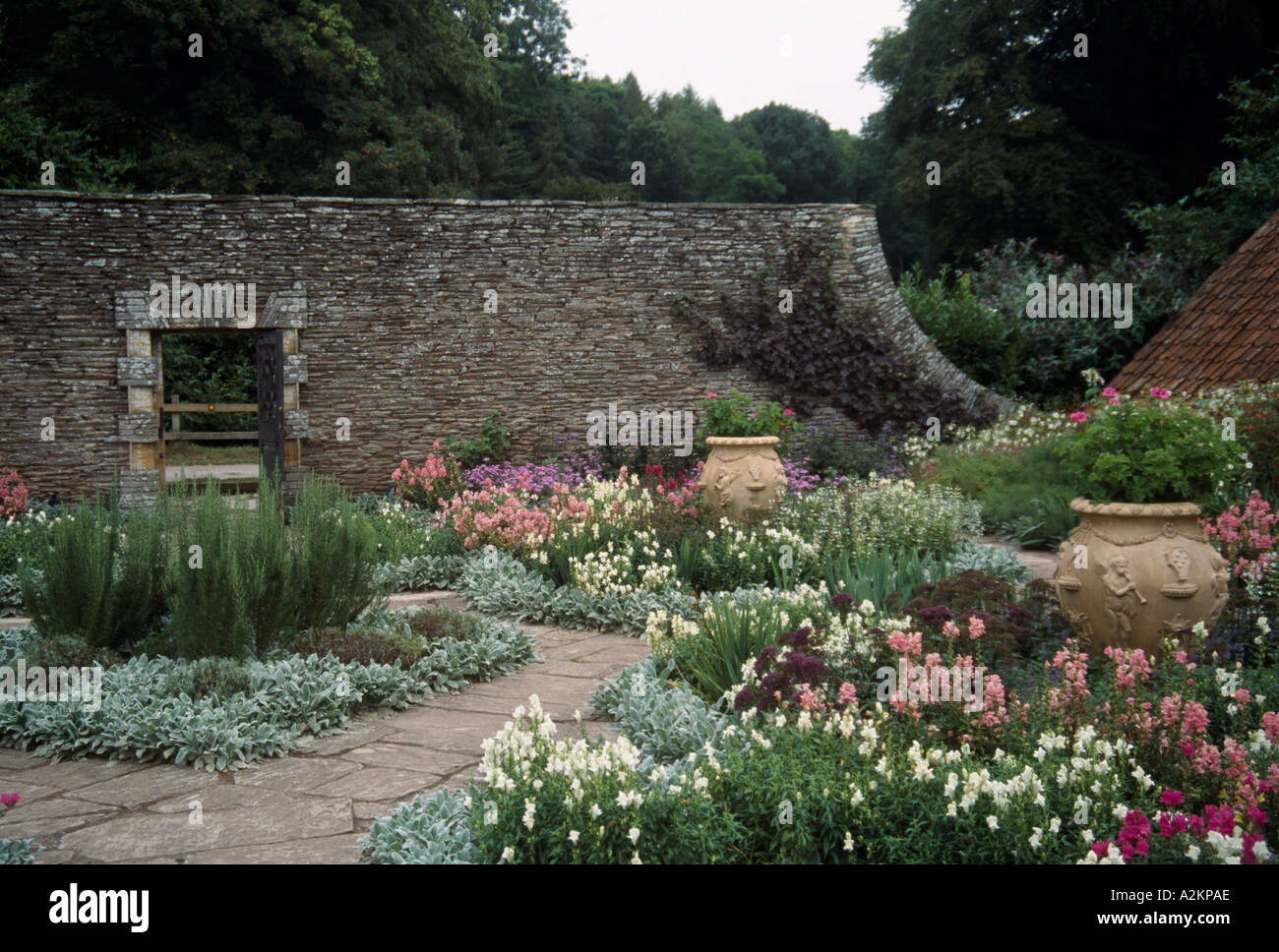 The walled garden hi-res stock photography and images - Alamy