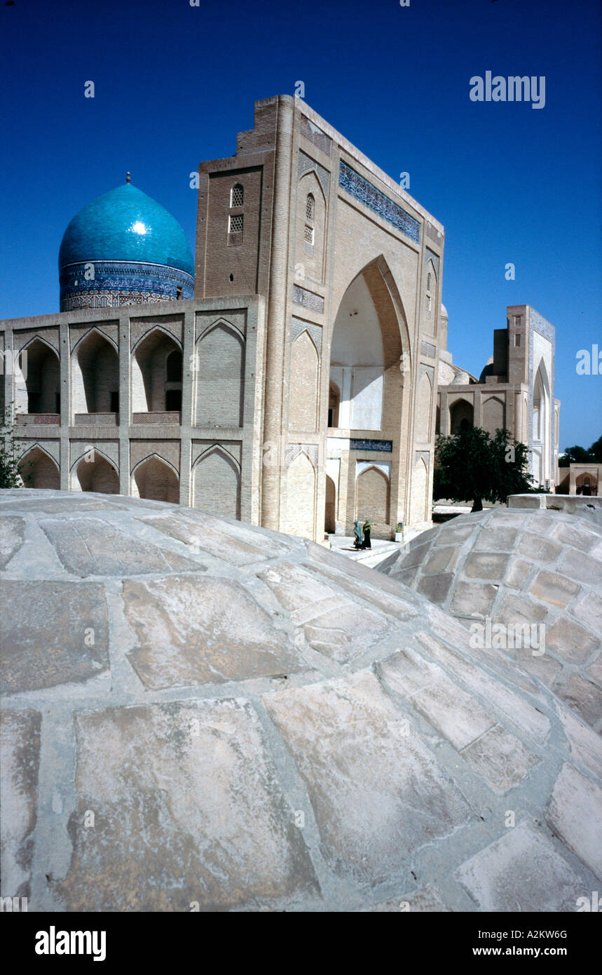 May 14, 2006 - Mosque at the ancient Necropolis of Chor Bakr outside the Uzbek town Bukhara. Stock Photo
