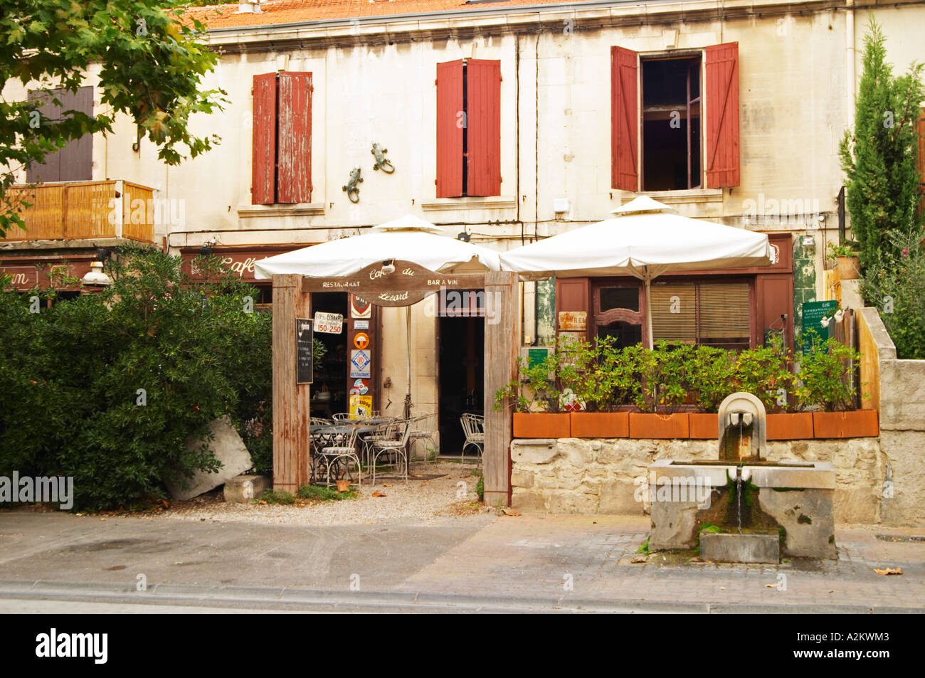 A restaurant Cafe du Lezard. Saint Remy Rémy de Provence, Bouches du Rhone, France, Europe Stock Photo
