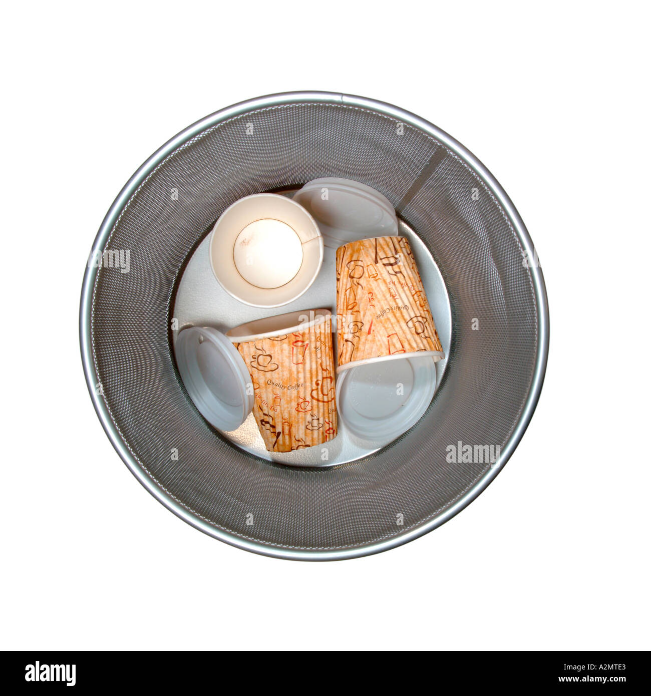 Paper coffee cups in waste bin Stock Photo - Alamy