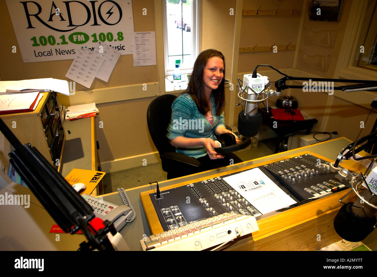 Radio dj on air hi-res stock photography and images - Alamy