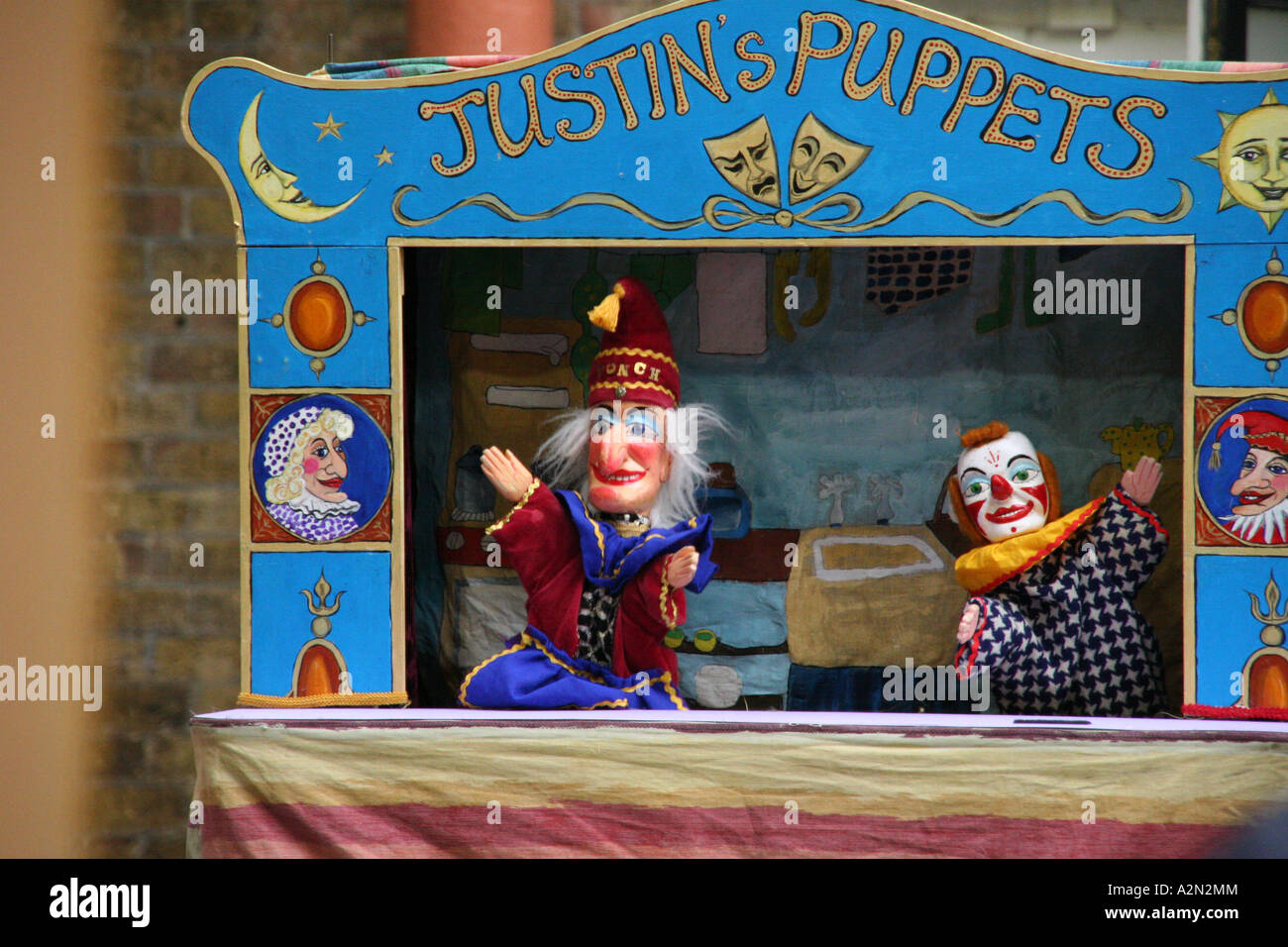 Punch And Judy Booth Brown Stock Illustration - Download Image Now