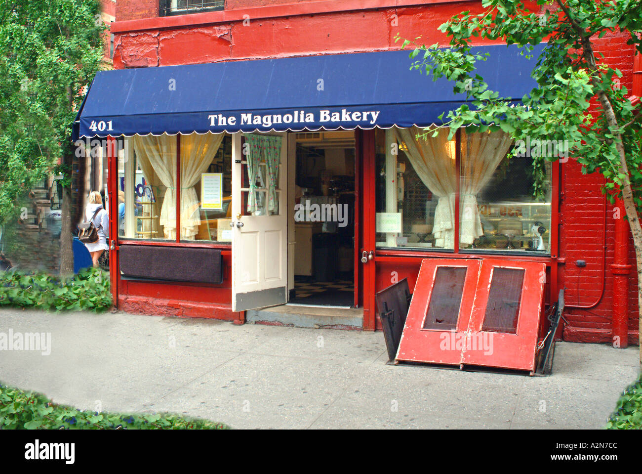 Exterior of Magnolia bakery in NYC Stock Photo