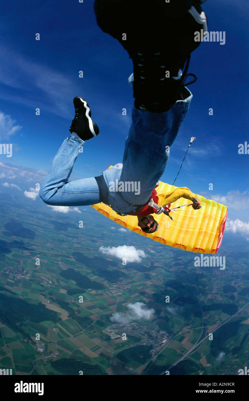 Skydiver falling towards ground Stock Photo Alamy