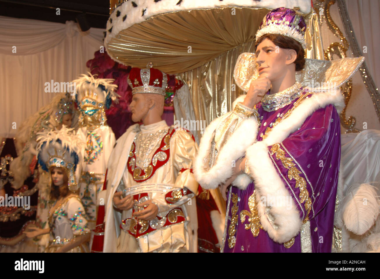mardi gras royalty gifts