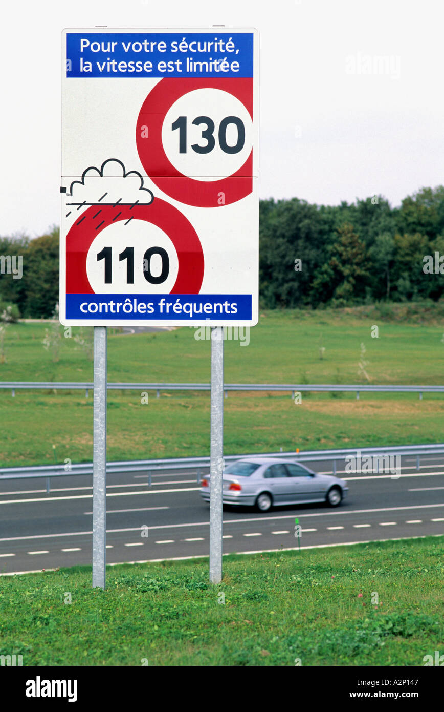 speed-limit-signs-on-a-french-toll-road-A2P147.jpg