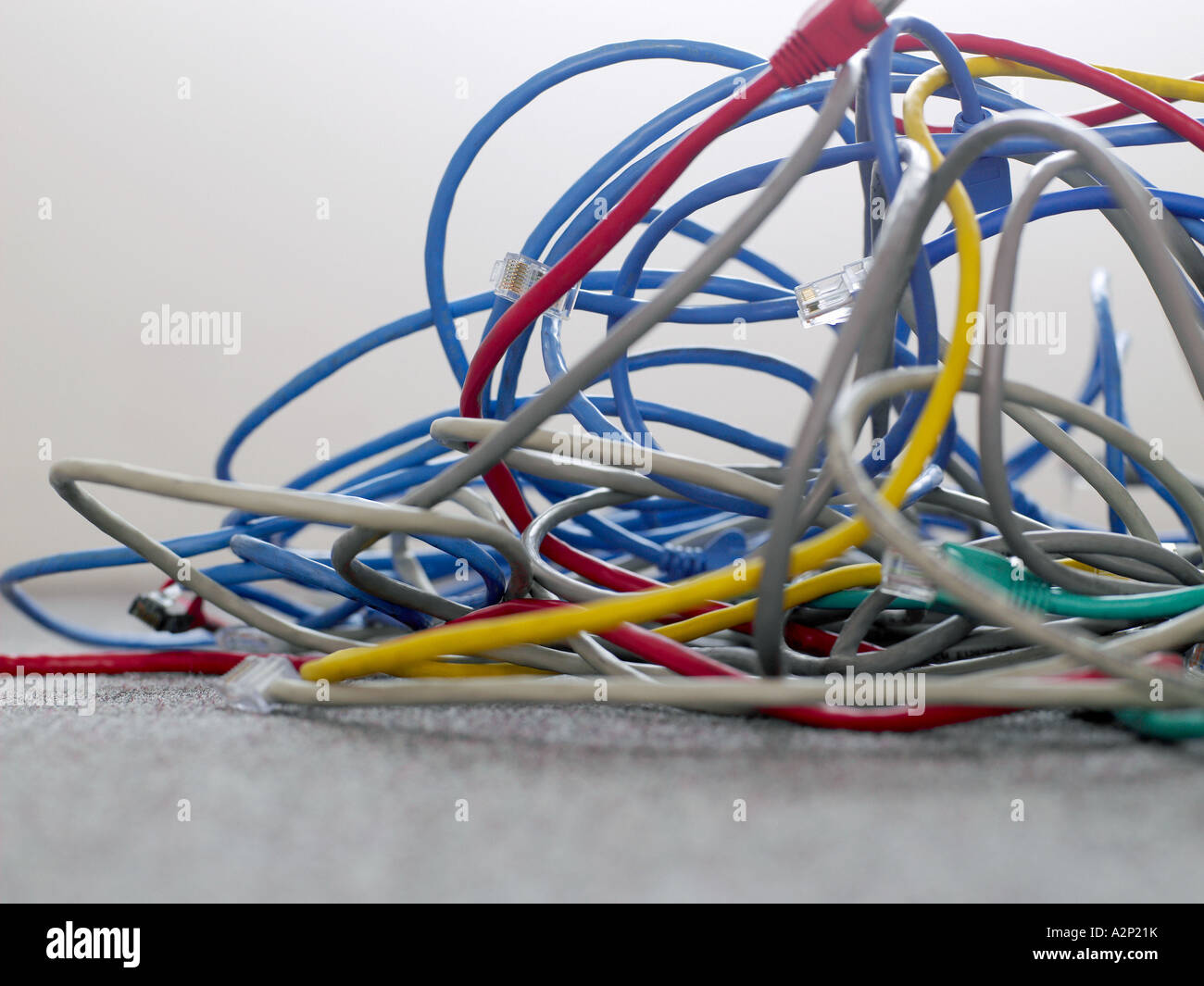 Tangled Cables Stock Photos & Tangled Cables Stock Images Alamy