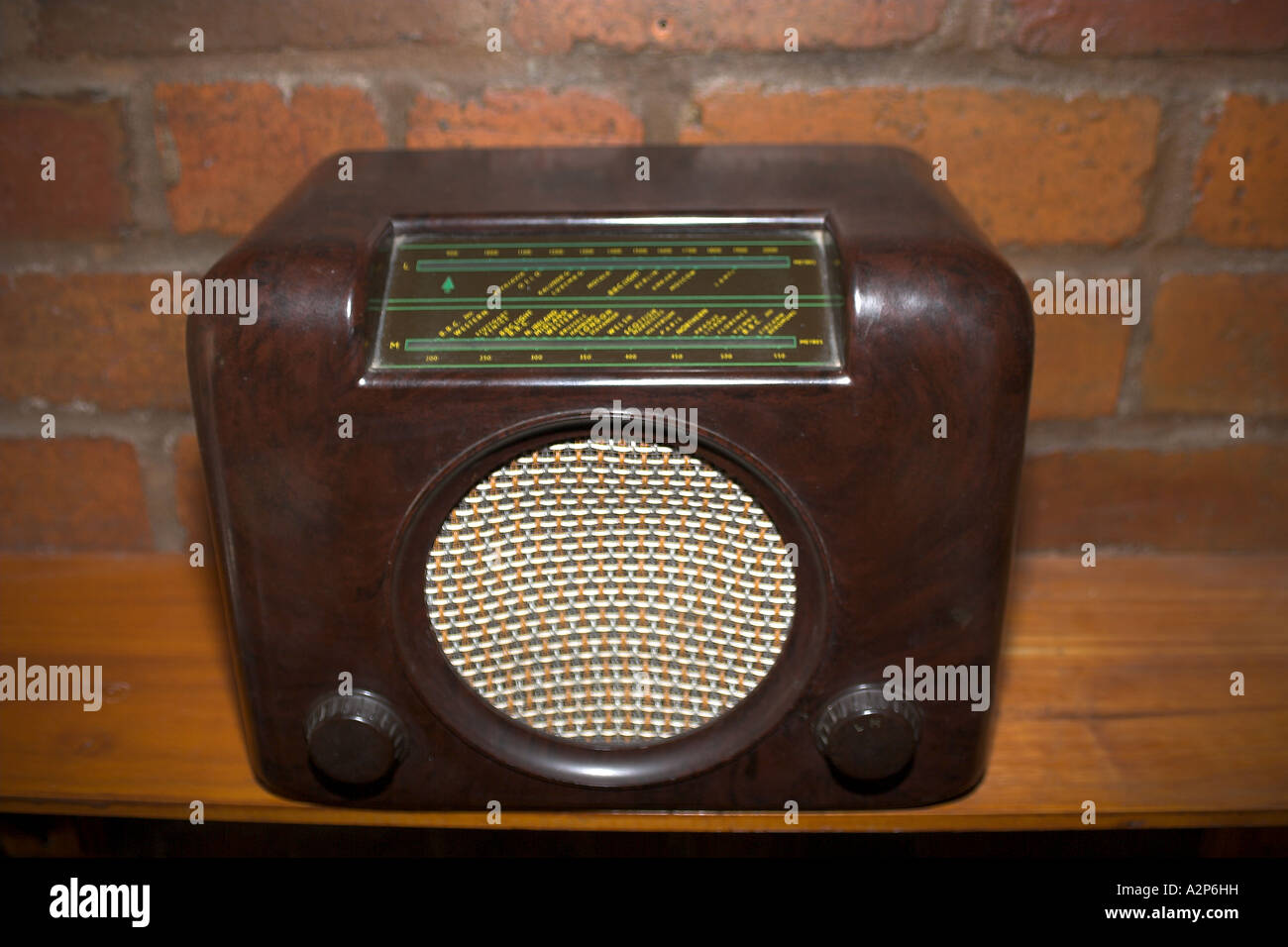 Radio classic hi-res stock photography and images - Page 6 - Alamy