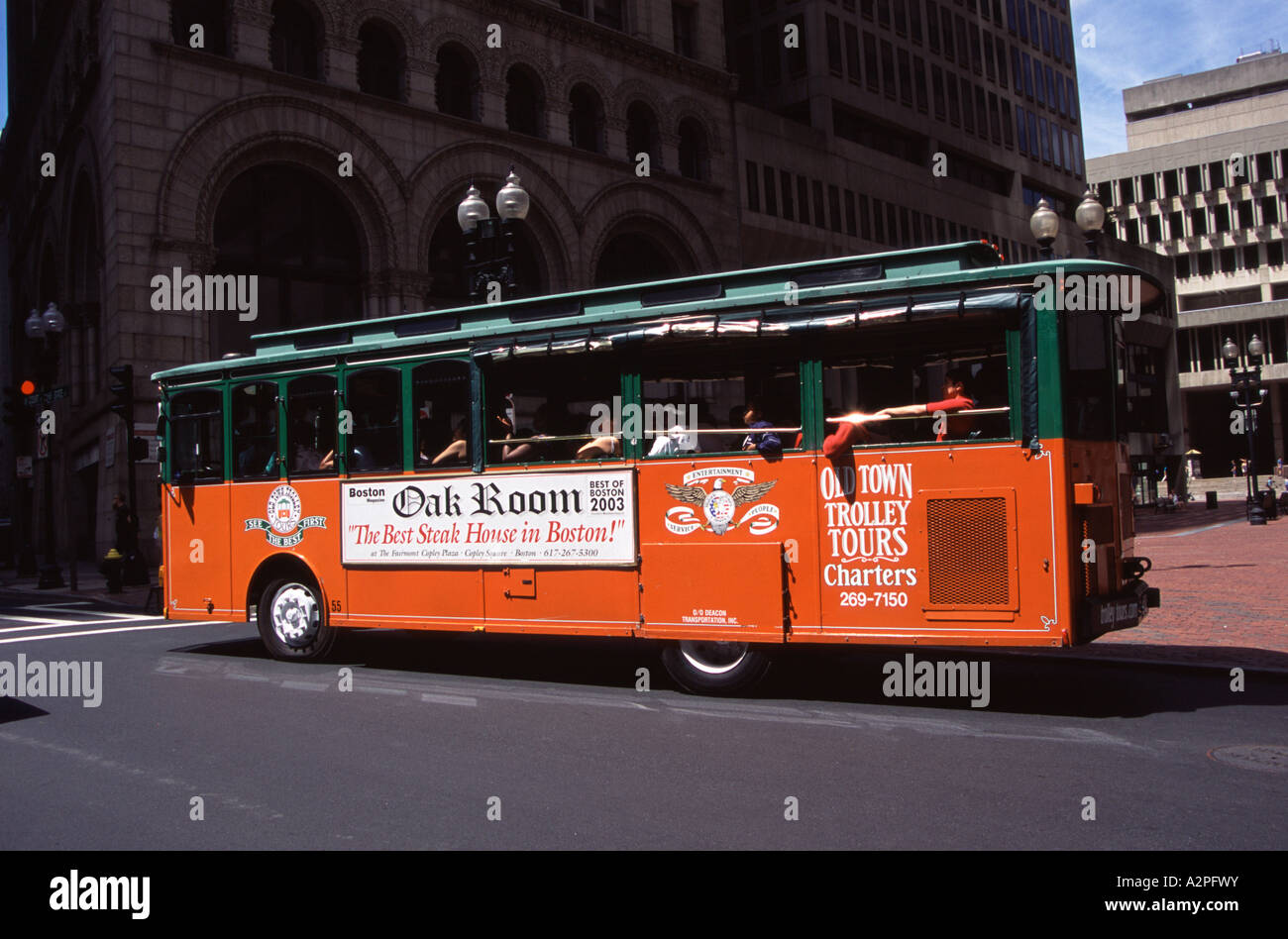 Old Town Trolley Tour bus, Boston, Massachusetts, New England, USA