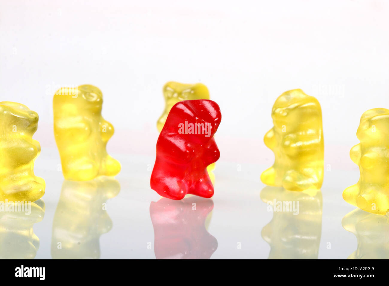 Yellow jelly babies hi-res stock photography and images - Alamy