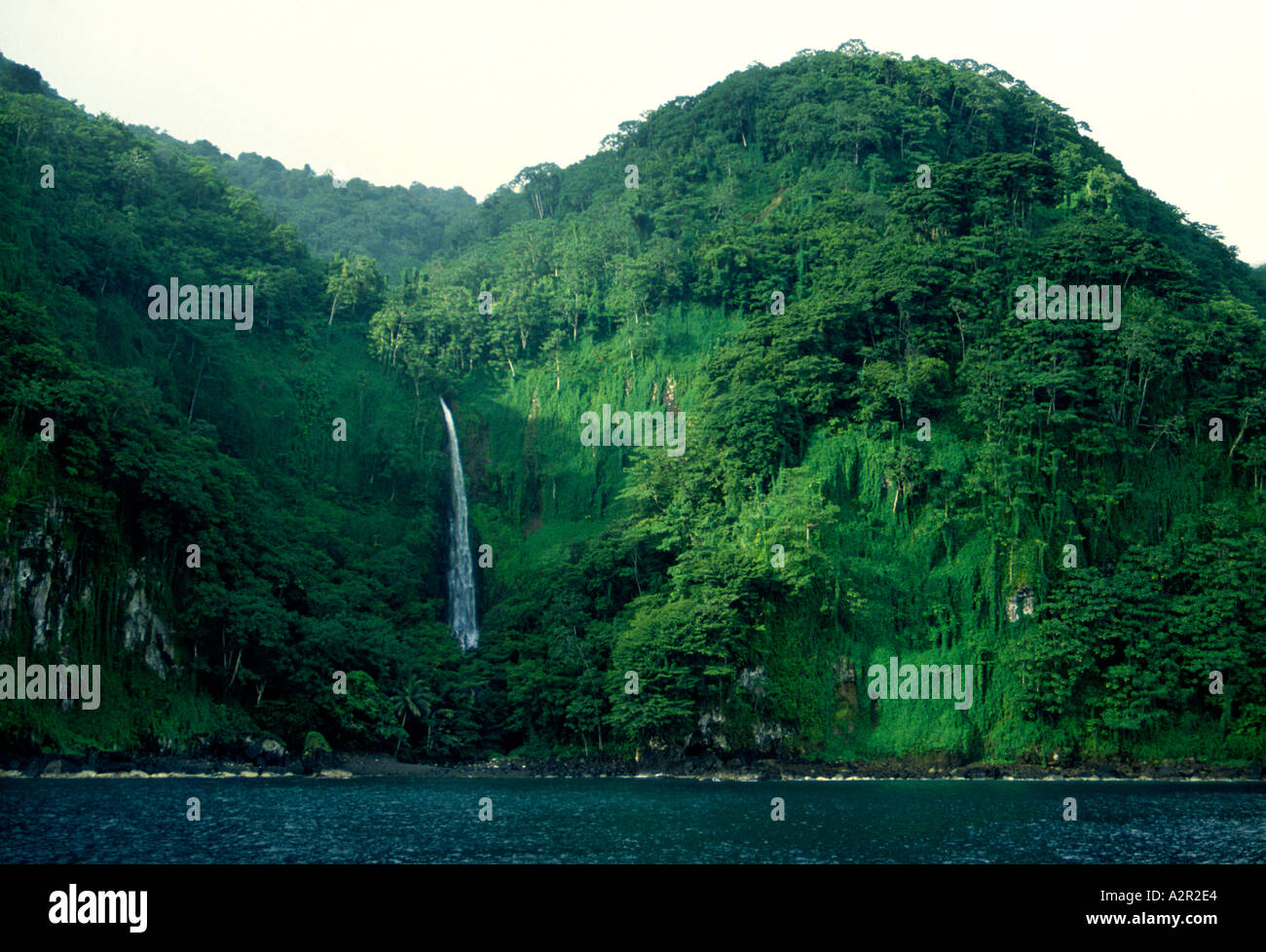 Costa Rica Cocos Island Chatham Bay Waterfall Stock Photo - Alamy
